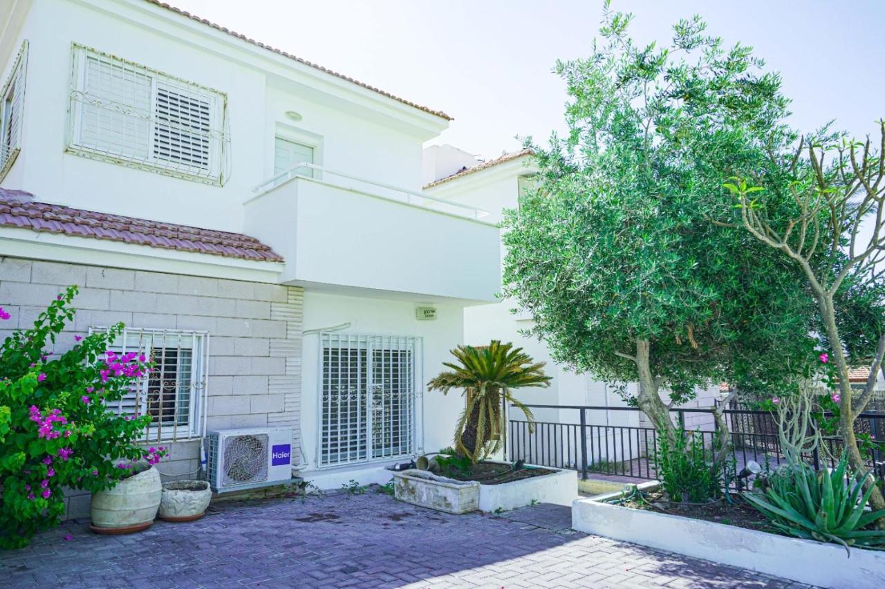 יחידת נופש עמית Appartement Eilat Buitenkant foto